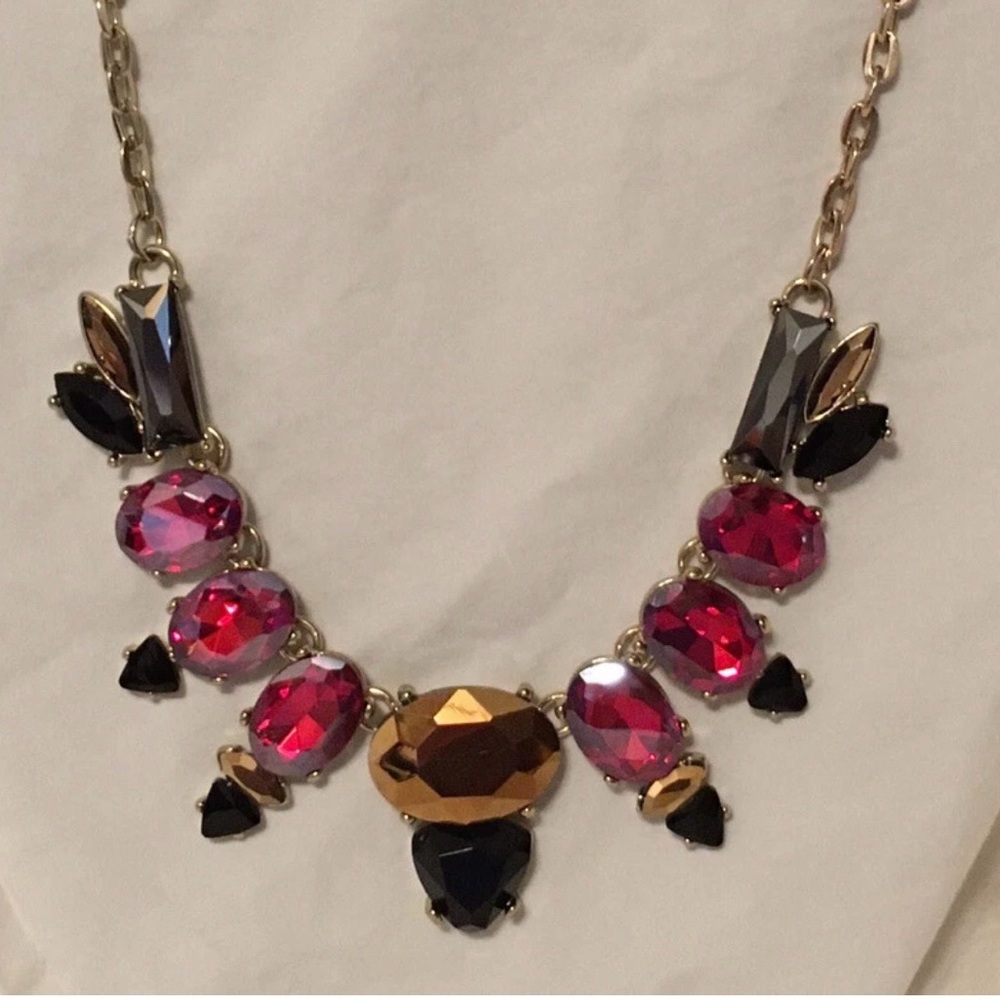 GLAM Chico’s Jorie Bib Vintage Bold Res Black and Gold Glam Statement Necklace